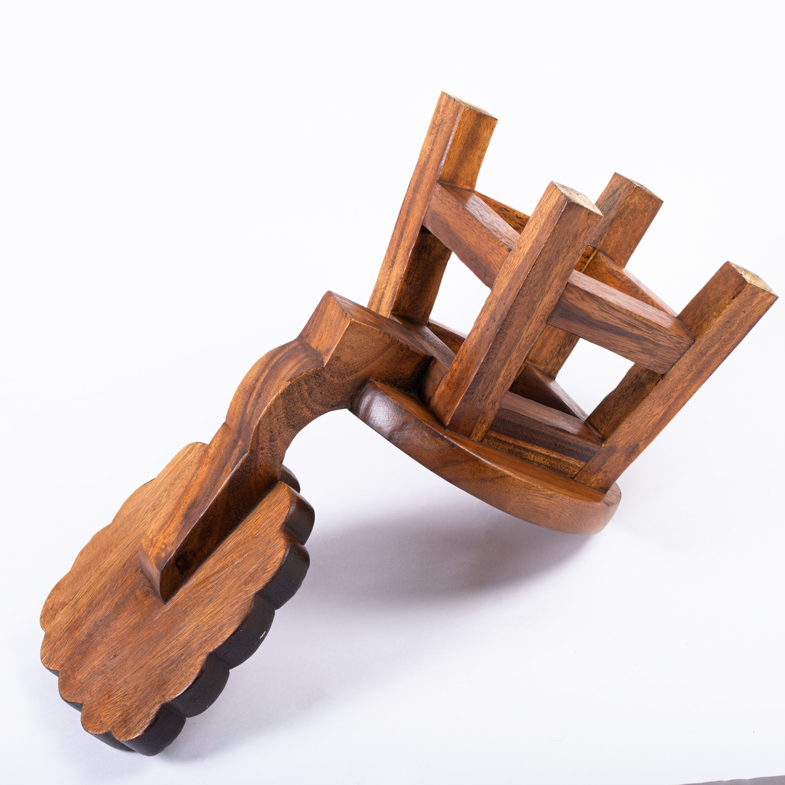 Taburete infantil Dilcia de madera maciza de caucho altura 31 cm - LASAN  DECORACION